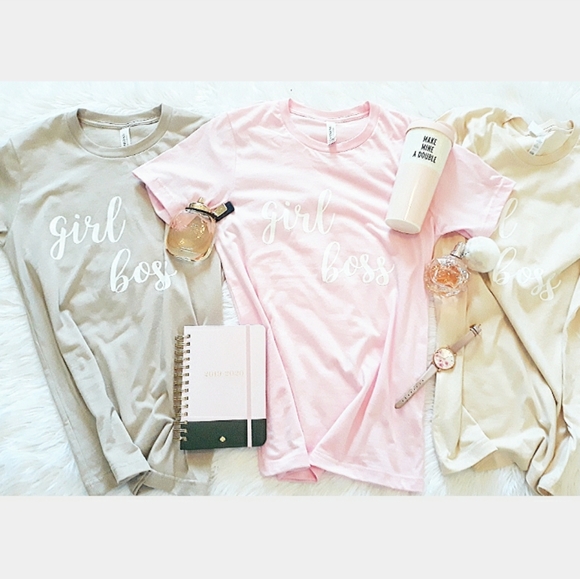 🚫NOT FOR SALE🚫Tan & white girl boss t-shirt - Picture 3 of 5